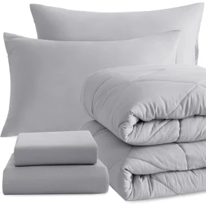 Twin size 5 Piece Bedding Comforter Set Includes Comforter, Fitted Sheet, Top Sheet and Pillowcases.